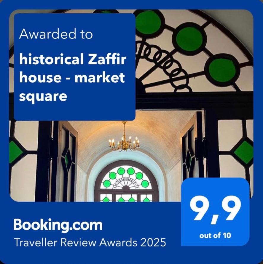 Historical Zaffir House - Market Square Levoča Exterior foto